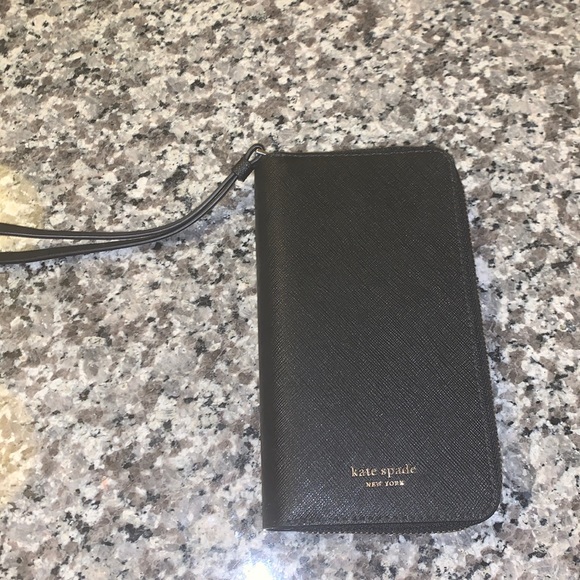 Kate Spade - Picture 1 of 4